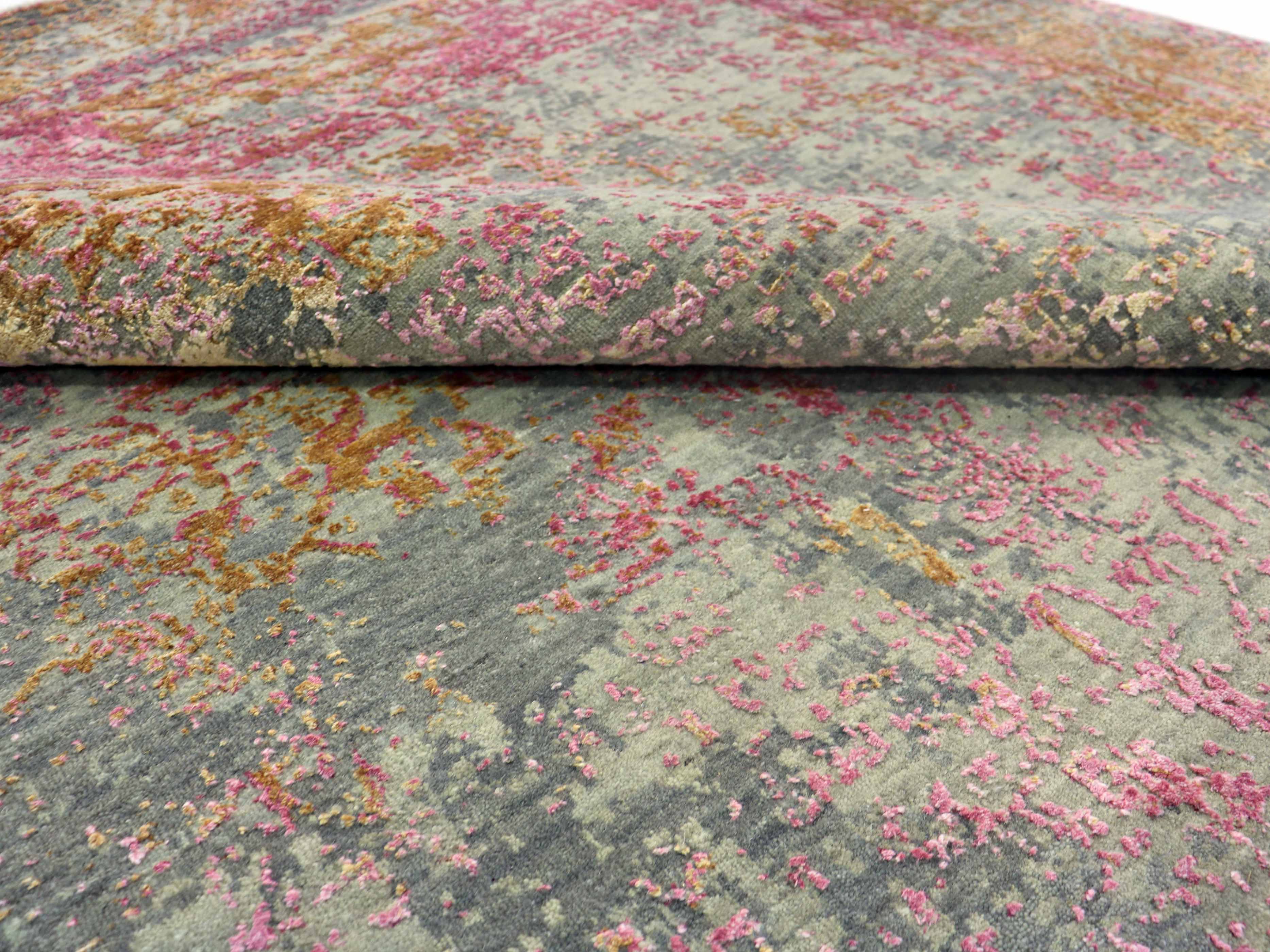 MYSTIC HOLI | 8' x 10' FT | TRADITIONAL RUGS | CITRUS/PINK COLOR