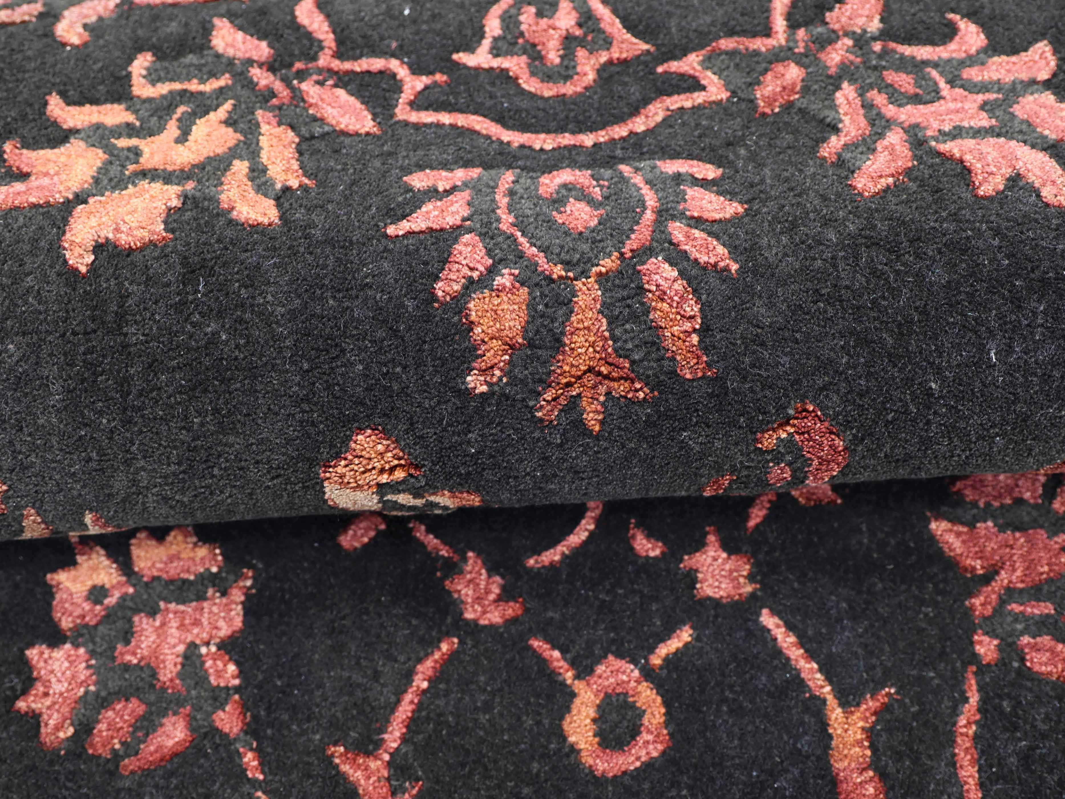 AGORA | 2'3" x 6' FT | TRADITIONAL RUGS | MULTI COLOR