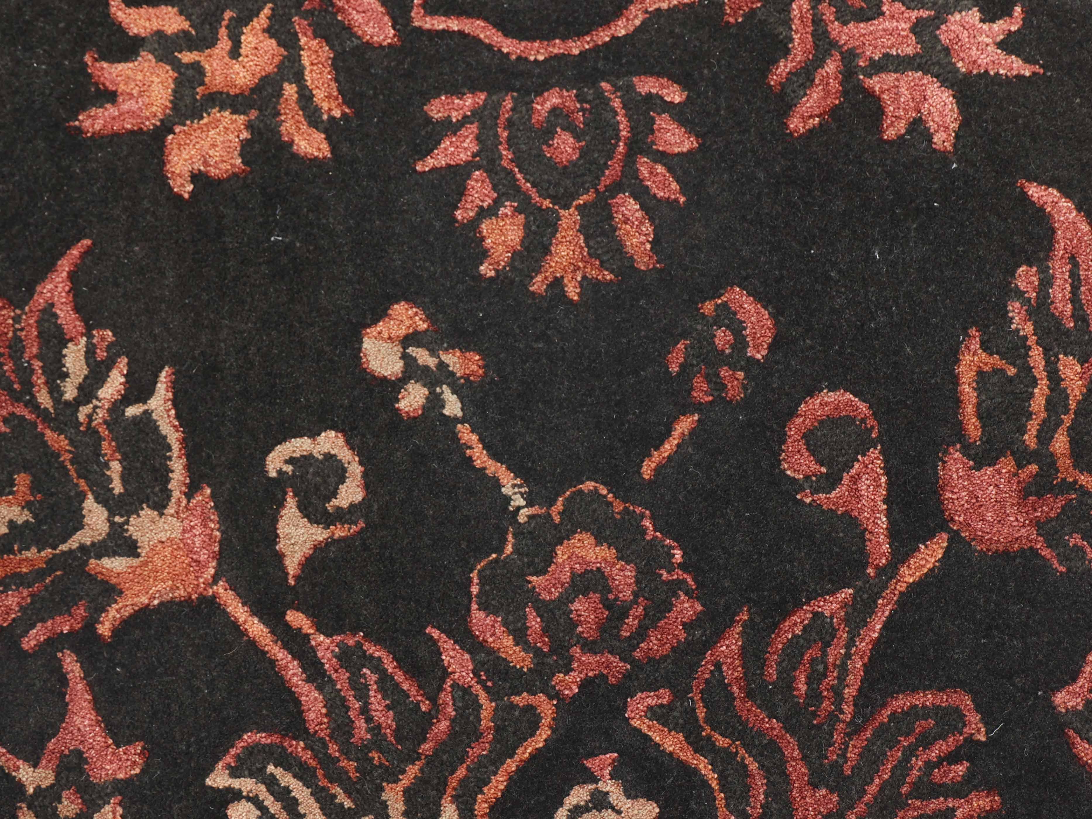 AGORA | 2'3" x 6' FT | TRADITIONAL RUGS | MULTI COLOR