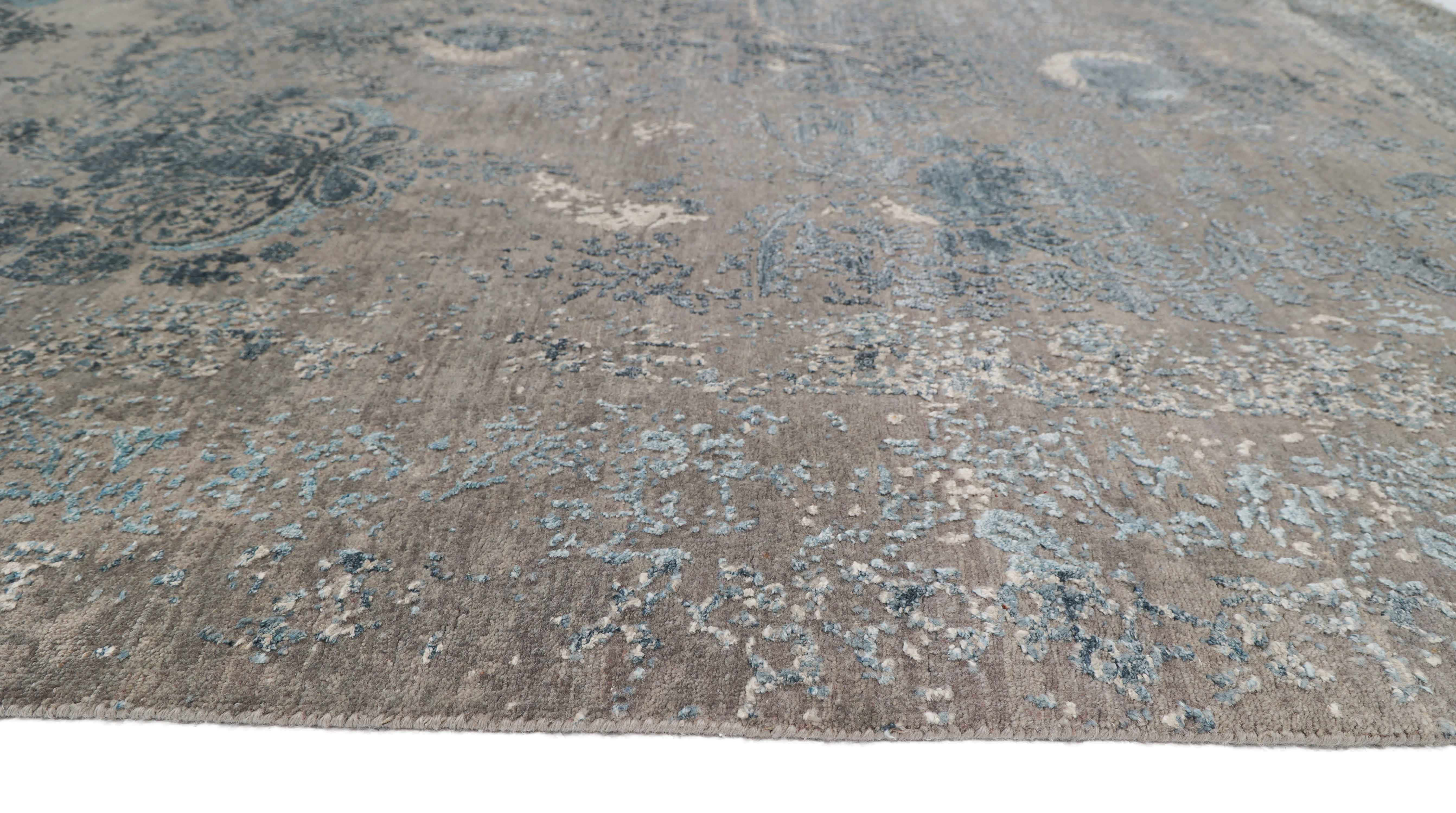 STELLAR | 8' x 10' FT | 9' x 12' FT | TRADITIONAL RUGS | GREY-LT BLUE COLOR