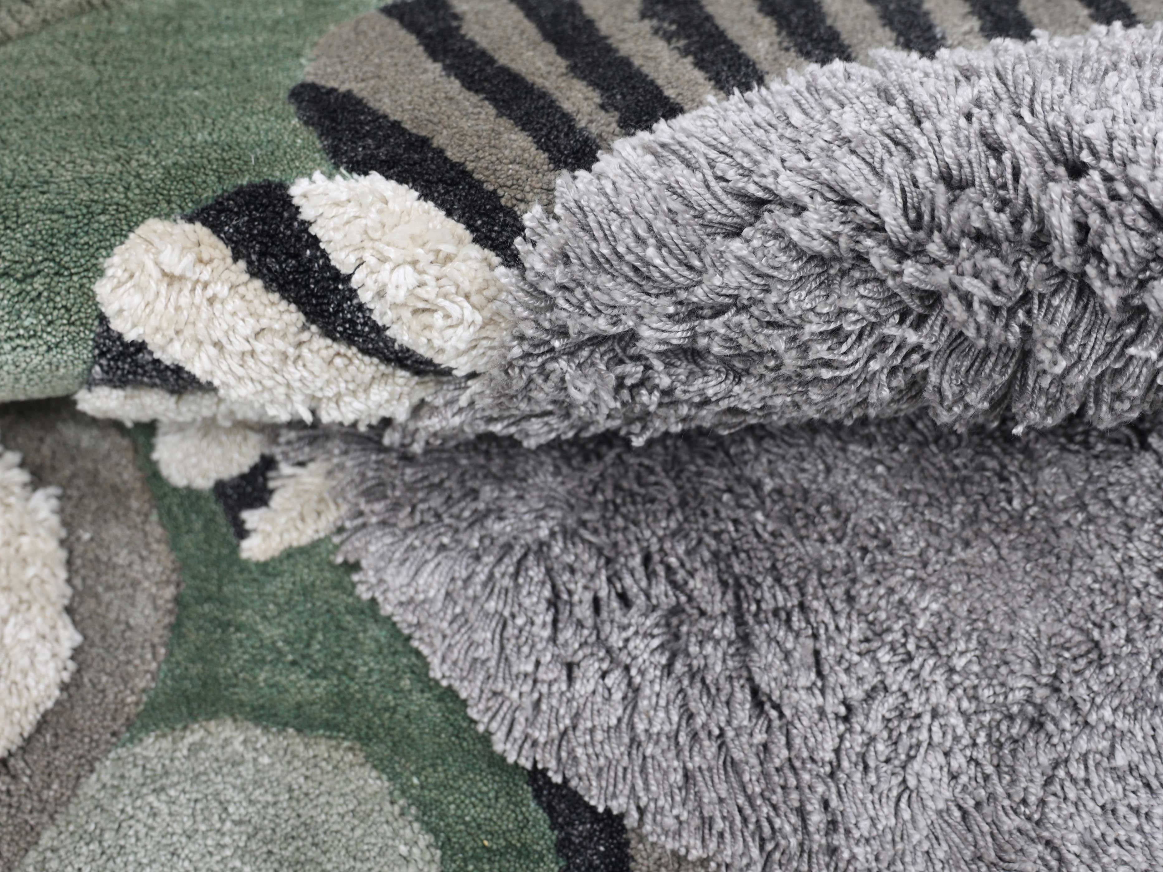 VERDORA BLOOM | 4'x 4' FT | MODERN RUGS | MULTI COLOR