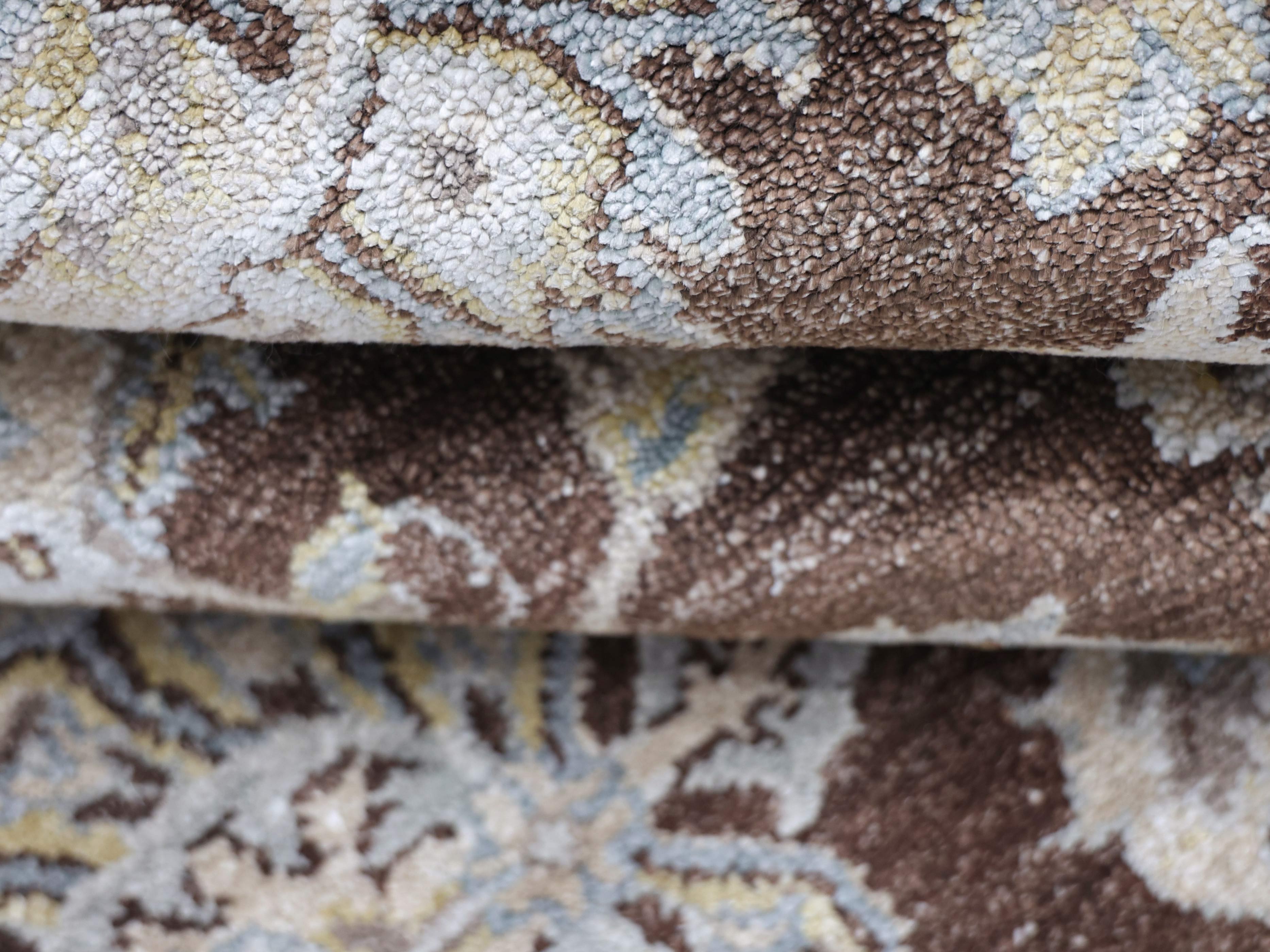 FLORENZA | 5'6" x 8'6" FT | TRADITIONAL RUGS | BROWN COLOR