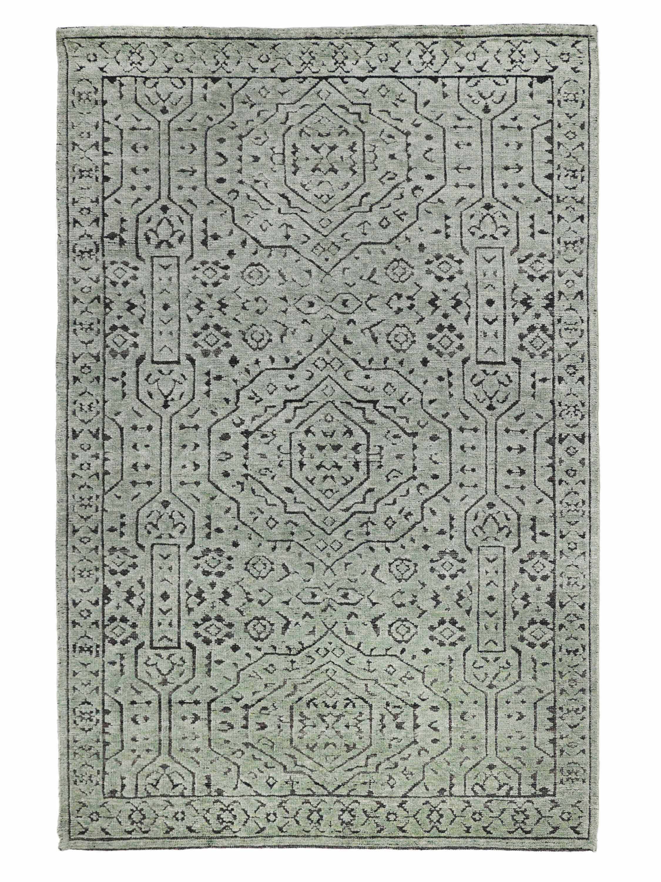 AVERRA | 5' x 8' FT | TRADITIONAL RUGS | GREEN COLOR