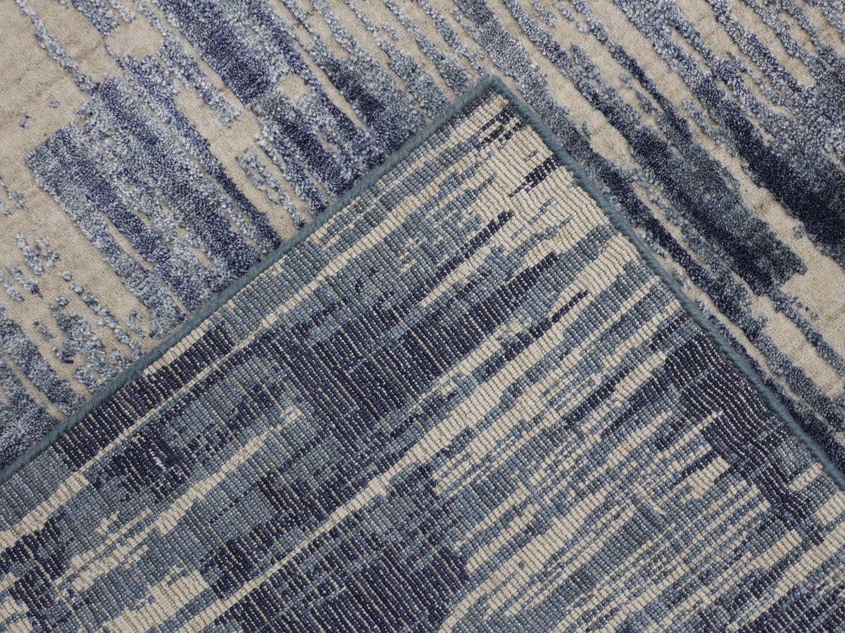 UVENUTI | 8' x 10' FT | TRANSITIONAL RUGS | IVORY BLUE COLOR