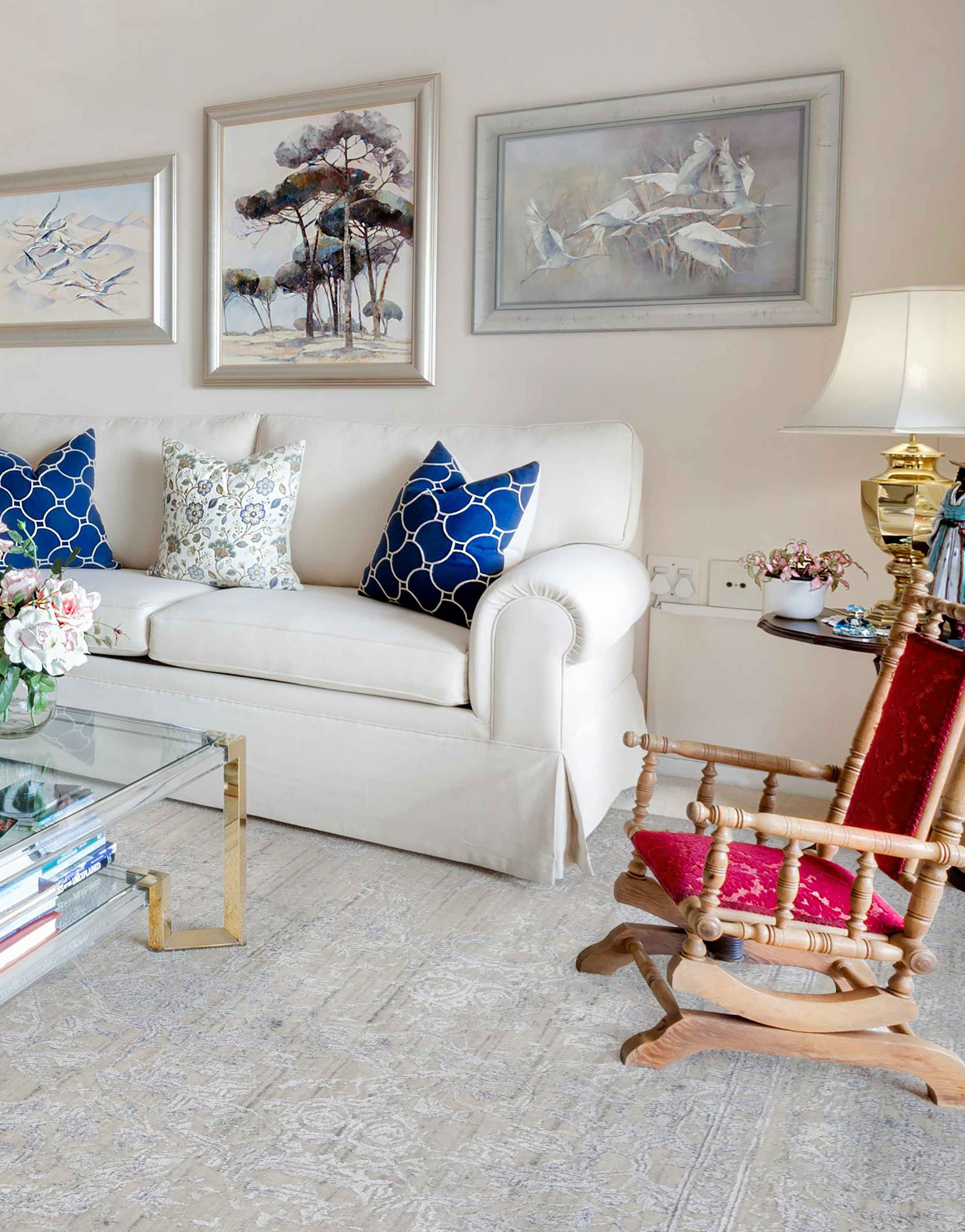 ODYSSEY | 6' x 9' FT | 8' x 10' FT | TRADITIONAL RUGS | BLUE/WHITE COLOR