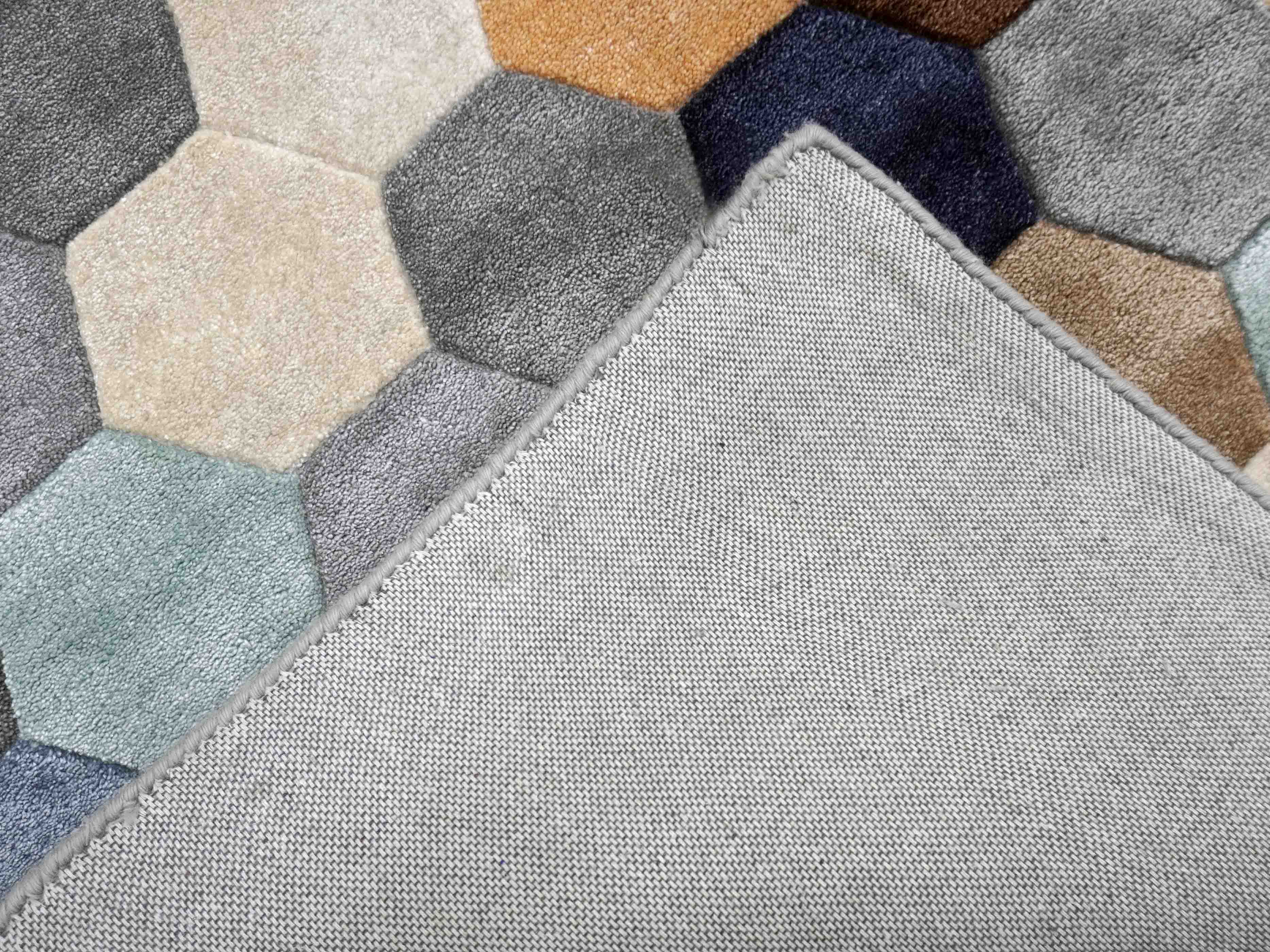 ORDINAL | 5'6" x 8'6" FT | MODERN RUGS | MULTI COLOR