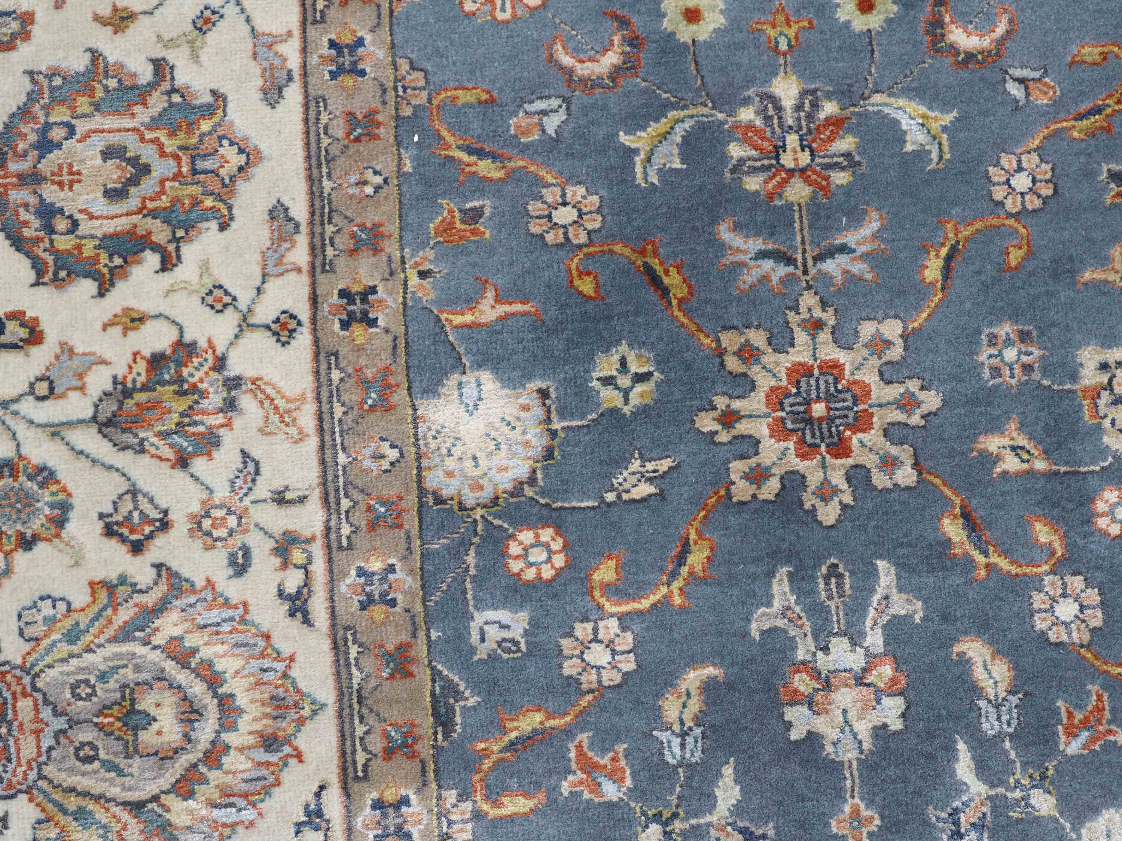 SERENITY | 6' x 9' FT | 8' x 10' FT | 9' x 12' FT | TRADITIONAL RUGS | M.BLUE/IVORY COLOR