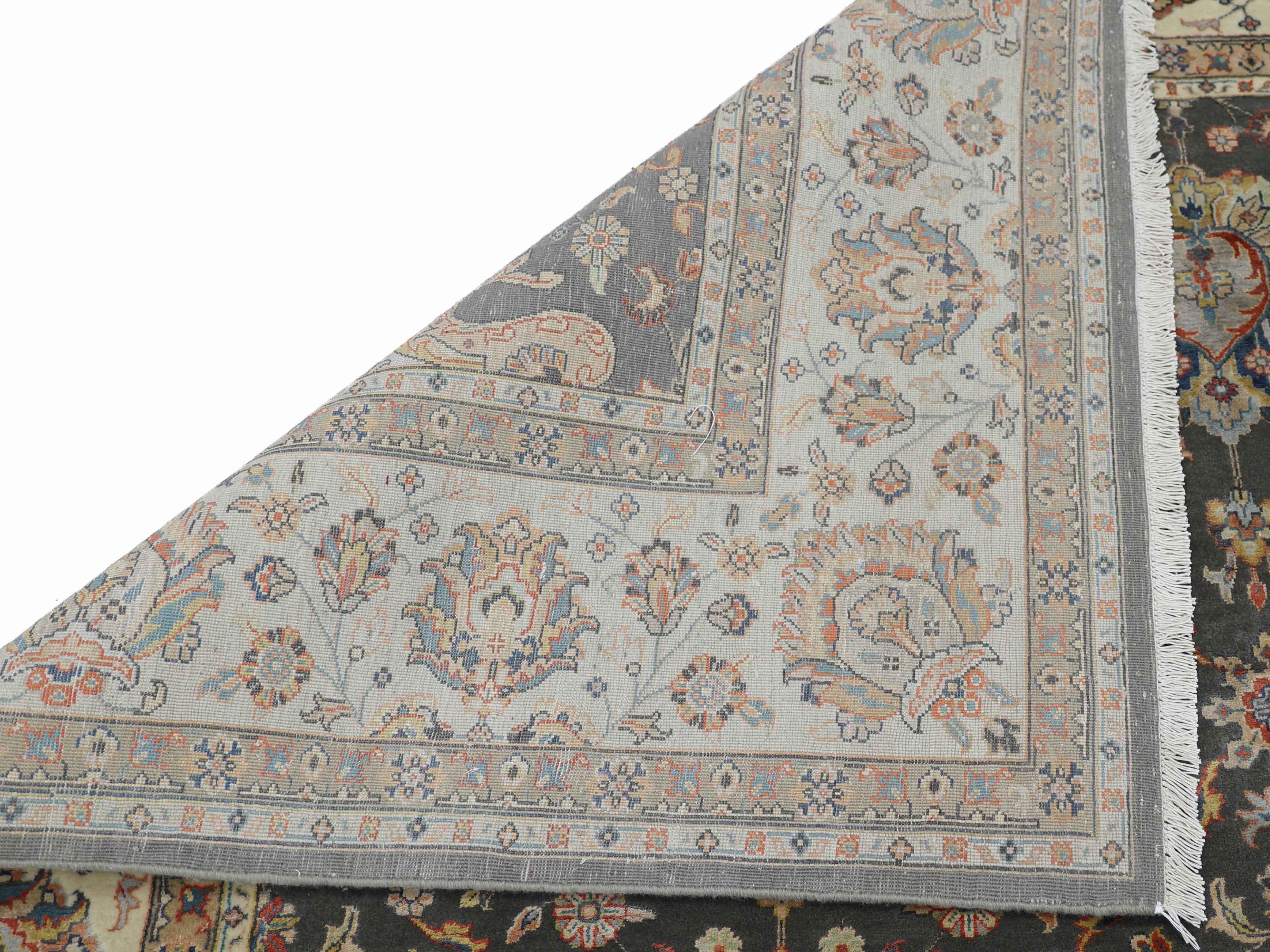 NOIR MAJESTY | 6' x 9' FT | 8' x 10' FT | TRADITIONAL RUGS | GREY - IVORY COLOR