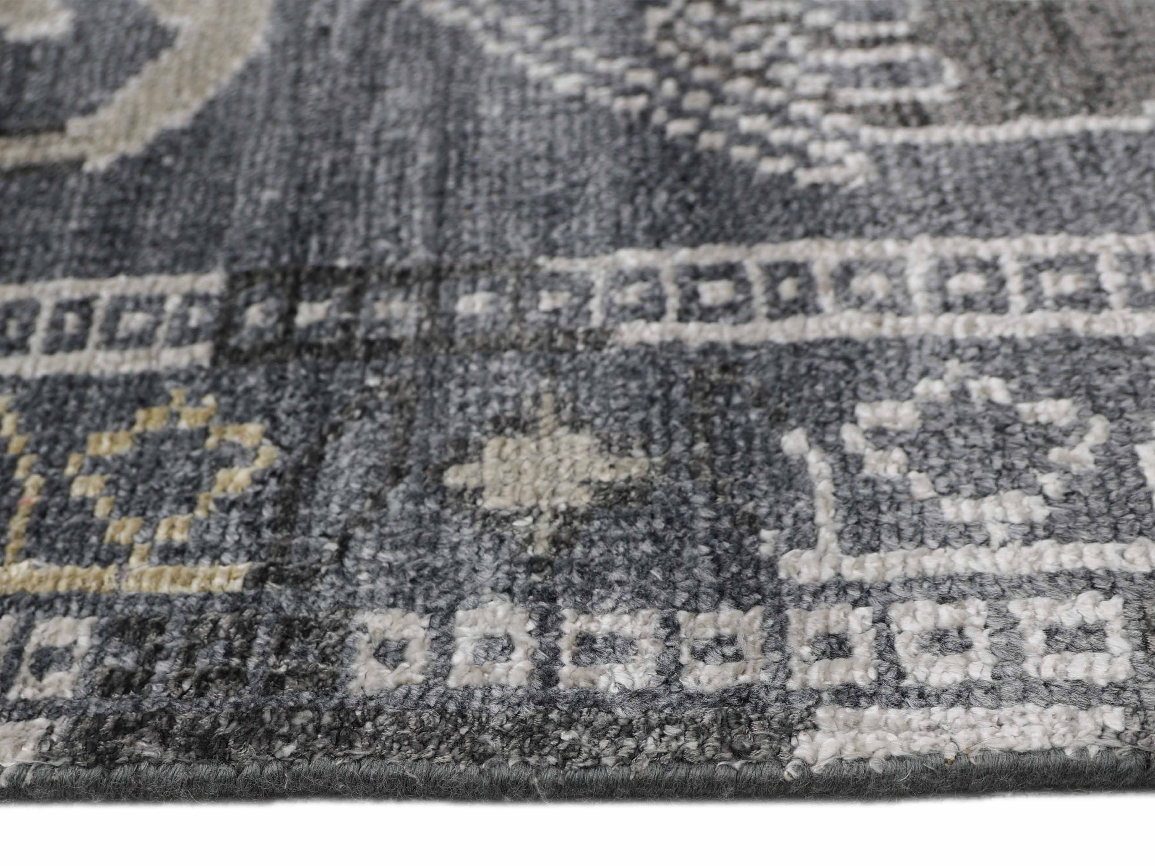 DECANNI | 8' x 10' FT | TRADITIONAL RUGS | DK GREY COLOR