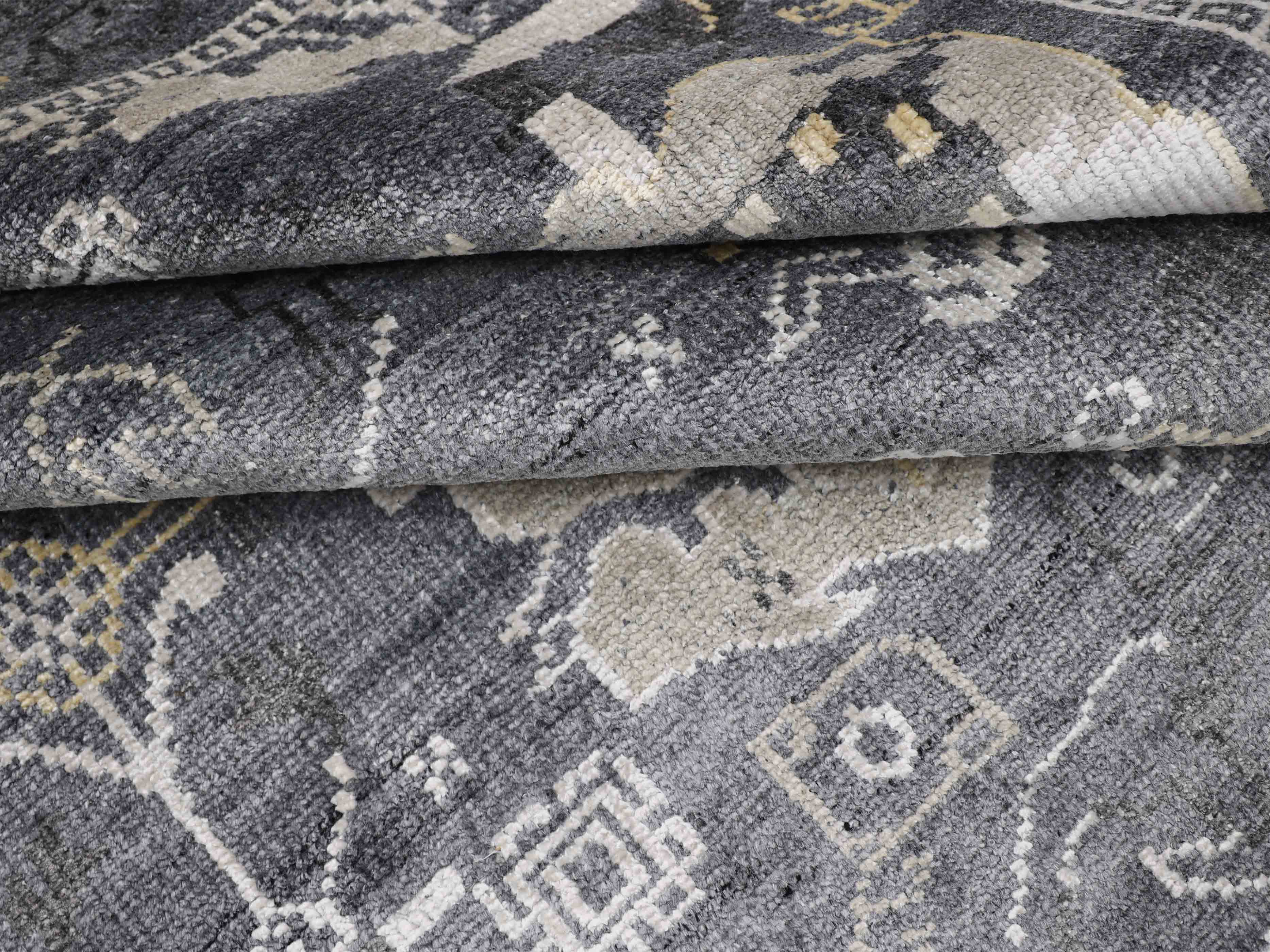 DECANNI | 8' x 10' FT | TRADITIONAL RUGS | DK GREY COLOR