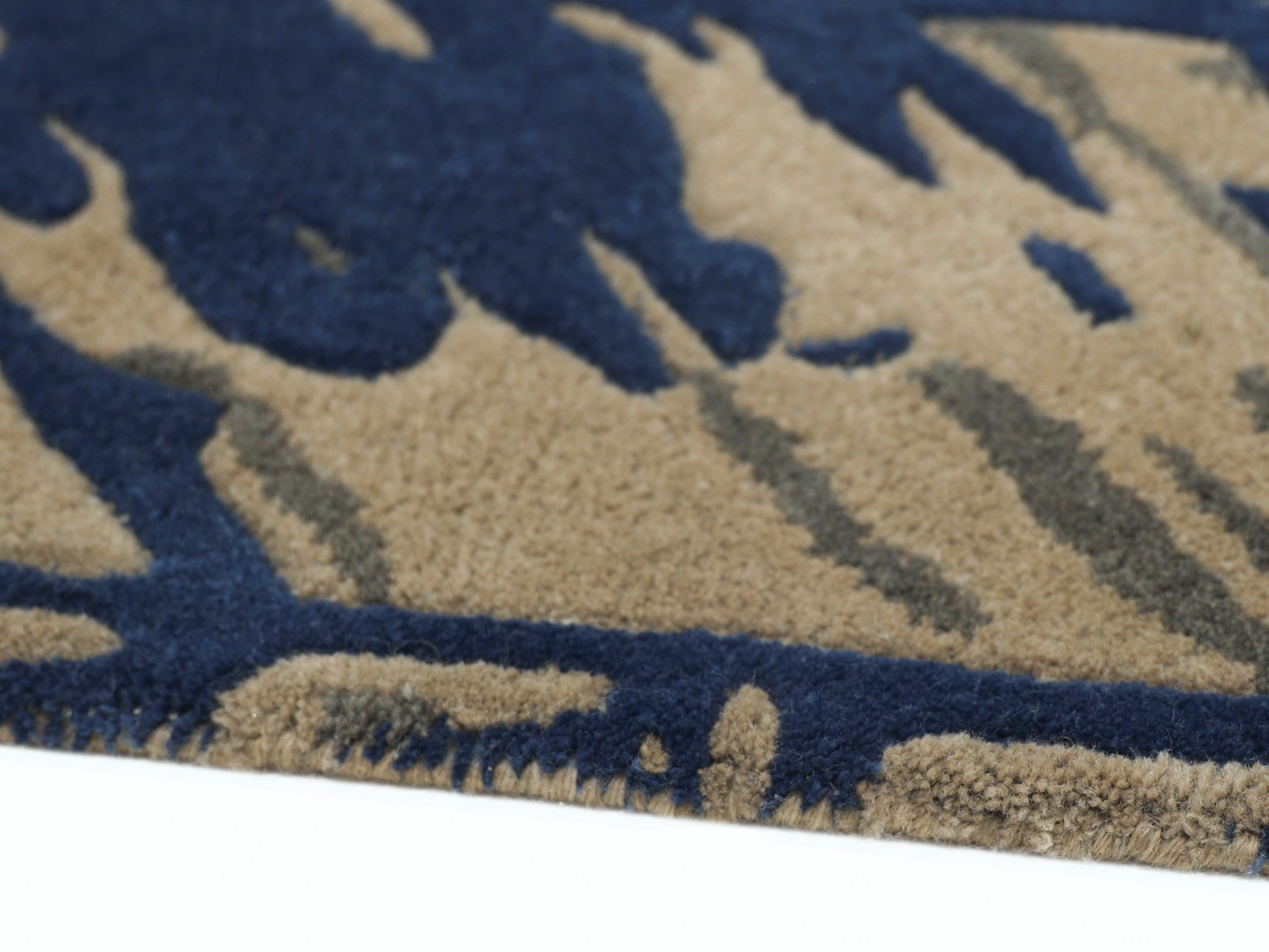 HECATE | 2'2" x 5'6' FT | MODERN RUGS | MULTI COLOR