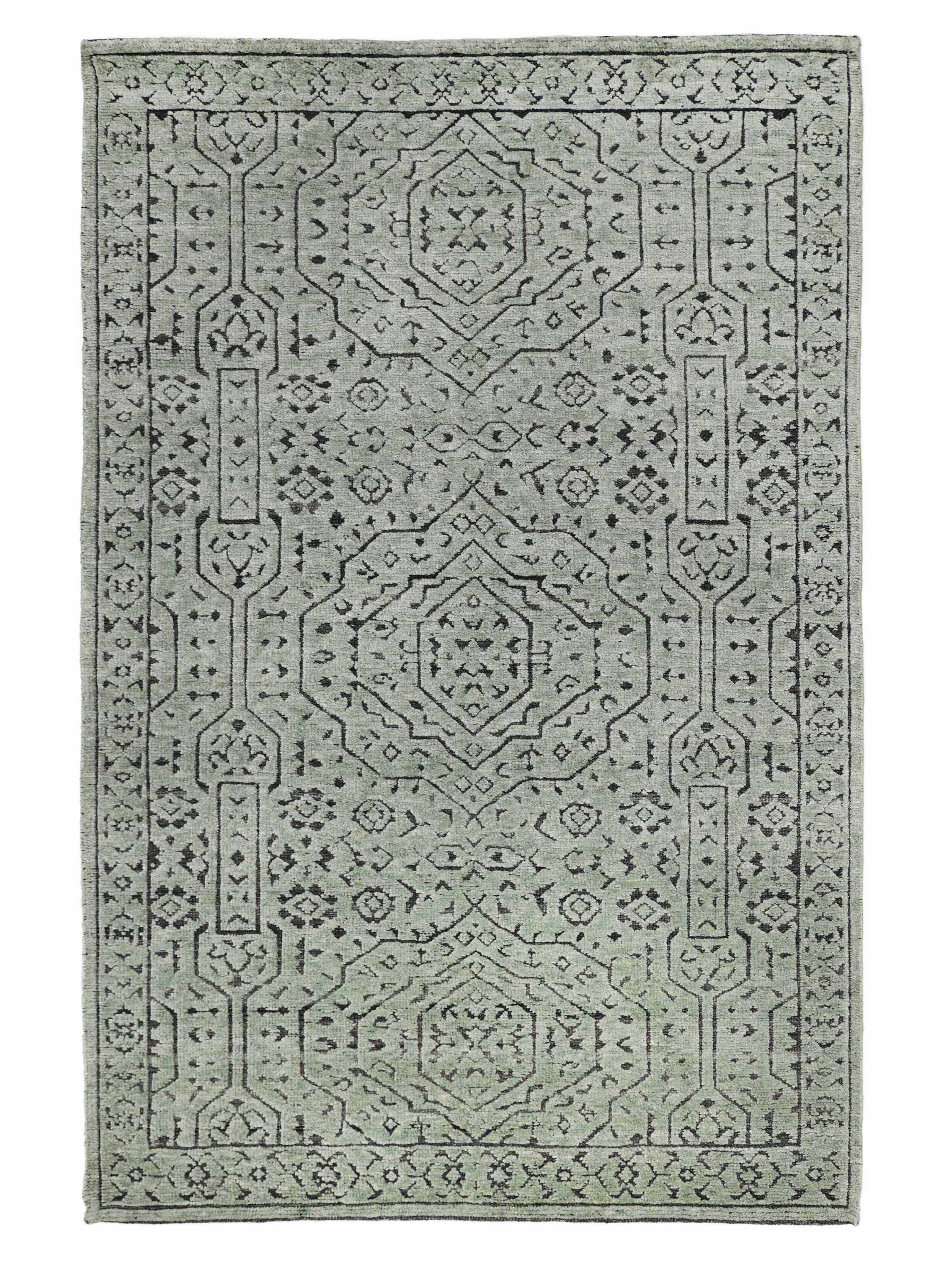 DAUNTLESS | 5' x 8' FT | TRADITIONAL RUGS | GREEN COLOR