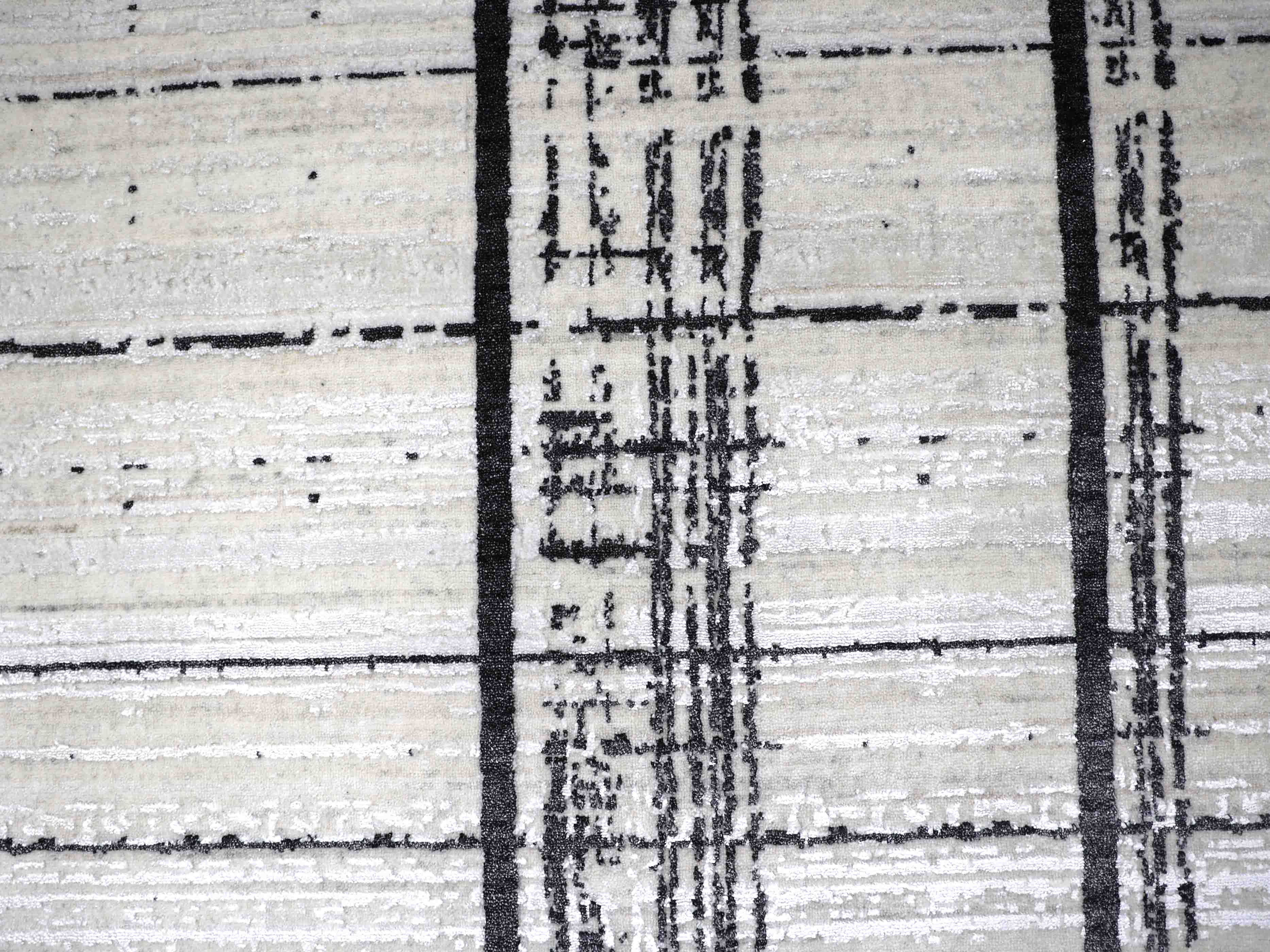 SIGNATURE BLOOM SERIES | 4' x 6' FT | MODERN RUGS | BLACK/IVORY COLOR