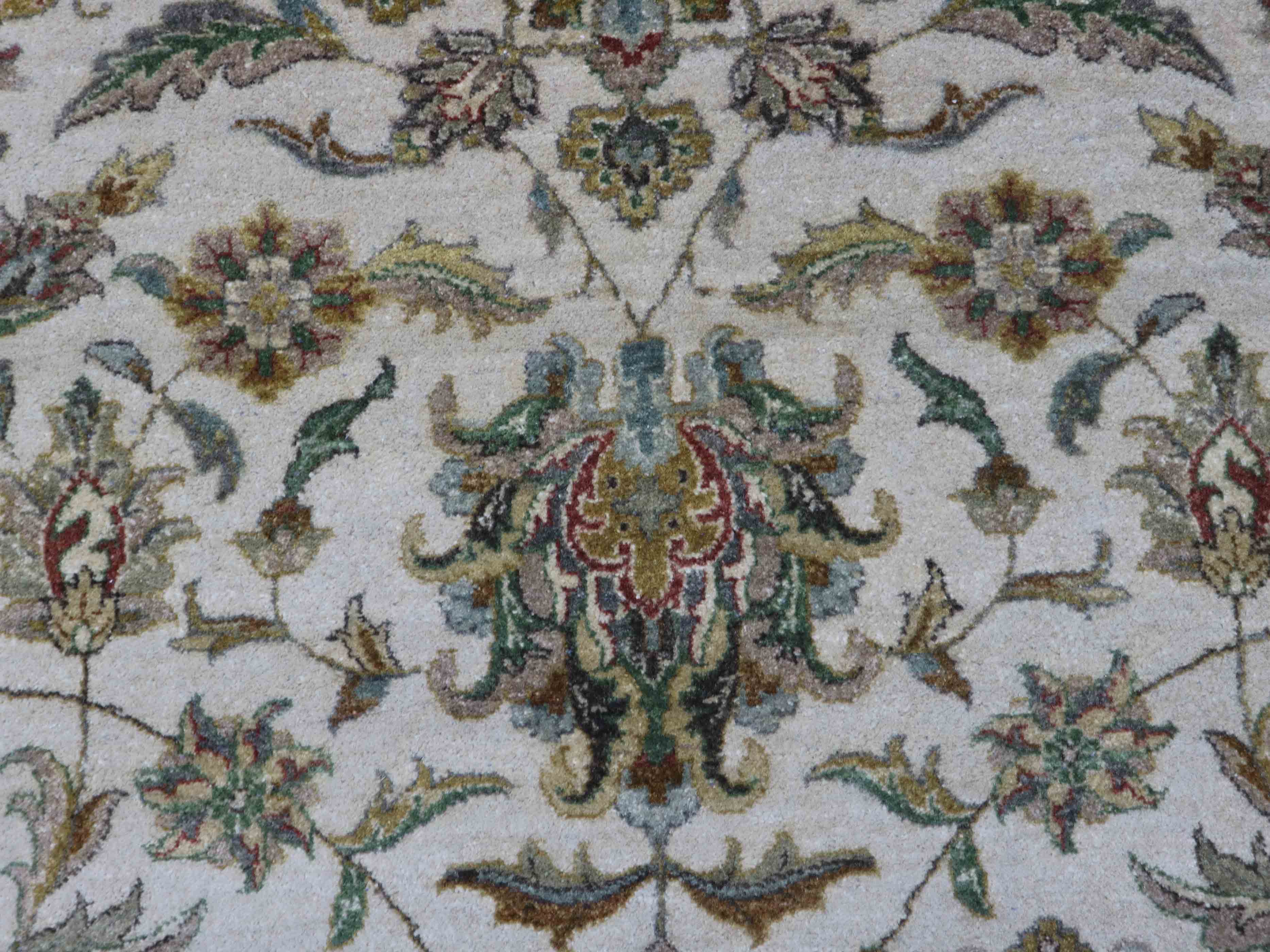 SAFAVIEH | 8' x 10' FT | TRADITIONAL RUGS | LIGHT GREEN - IVORY COLOR