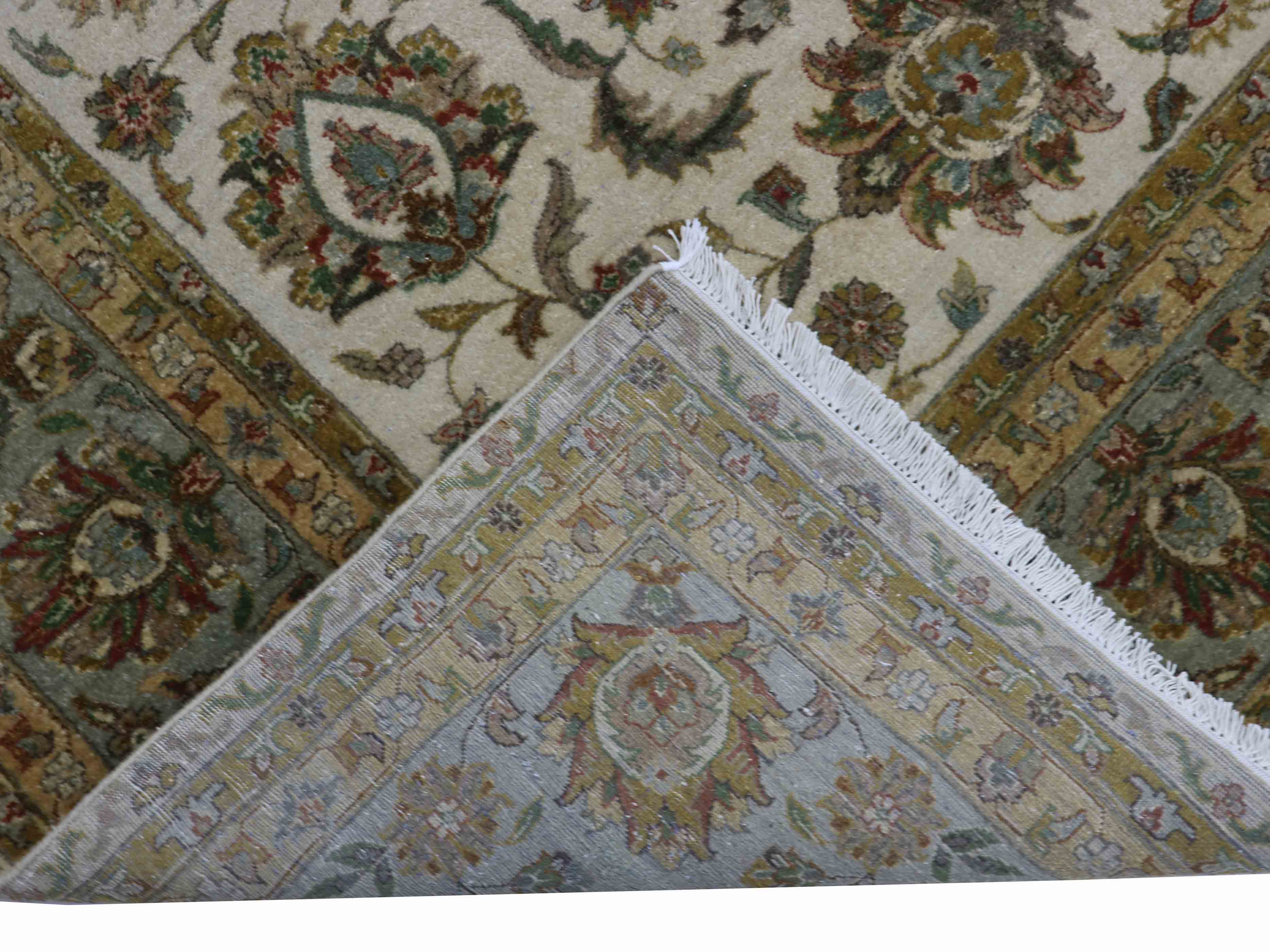 SAFAVIEH | 8' x 10' FT | TRADITIONAL RUGS | LIGHT GREEN - IVORY COLOR