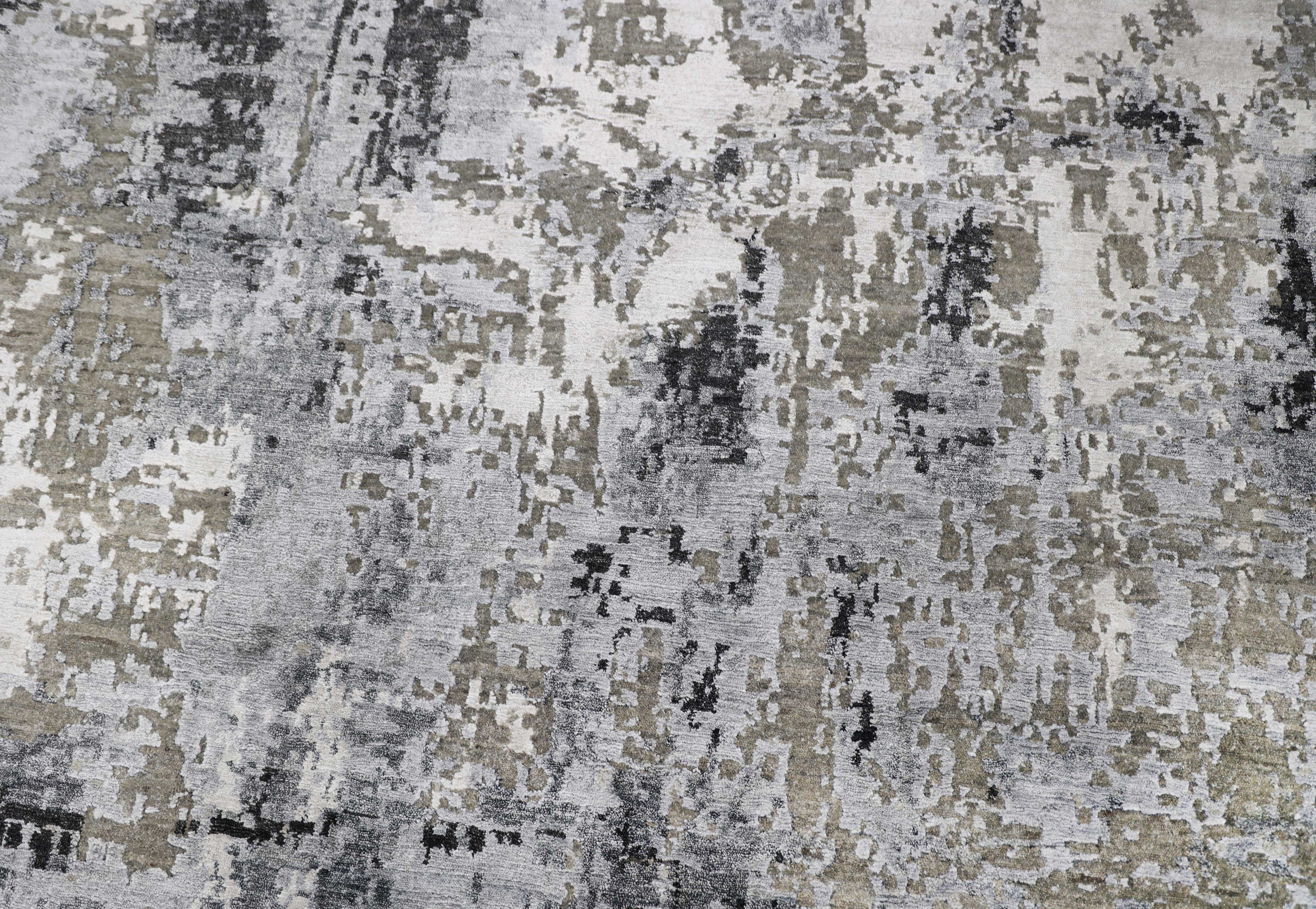 QUEST | 5.6' x 8' FT | MODERN RUGS | SILVER-CHARCOAL COLOR