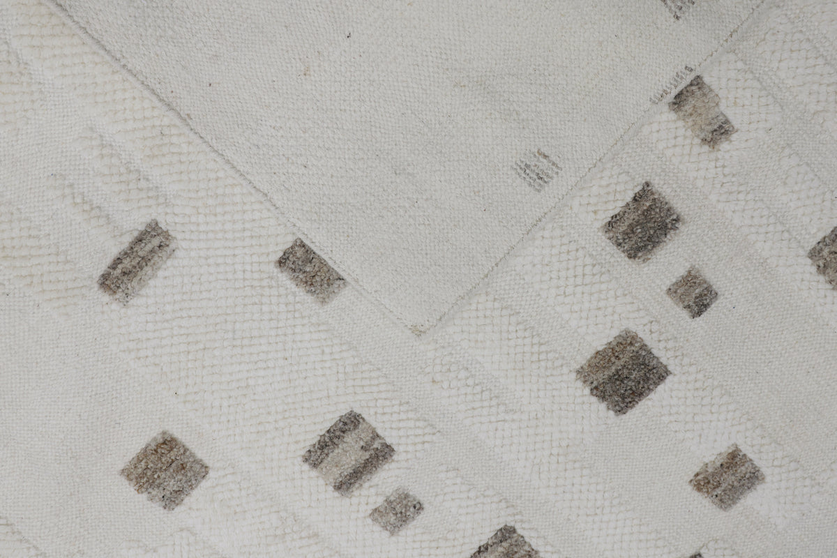 CHIRASHI  | 6' x 9' FT  | MODERN RUGS | CAMEL COLOR